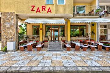 Фотографии Гостевой дом Guest House Zara г. Приморско (Болгария) №2 Фото Гостевой дом Guest House Zara г. Приморско 2