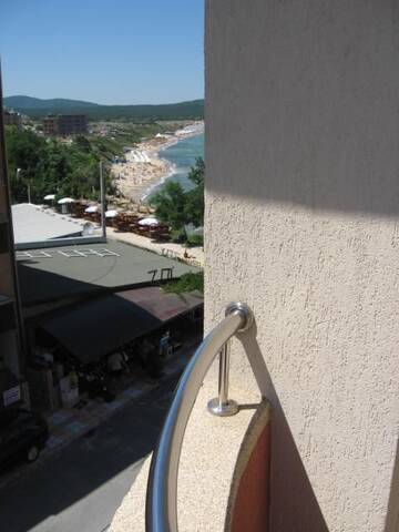 Фотографии Гостевой дом Dobrevi Guest House г. Приморско (Болгария) №2 Фото Гостевой дом Dobrevi Guest House г. Приморско 2
