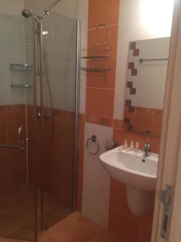 Фотографии Гостевой дом Guest House ASK г. Приморско (Болгария) №3 Фото Гостевой дом Guest House ASK г. Приморско 3