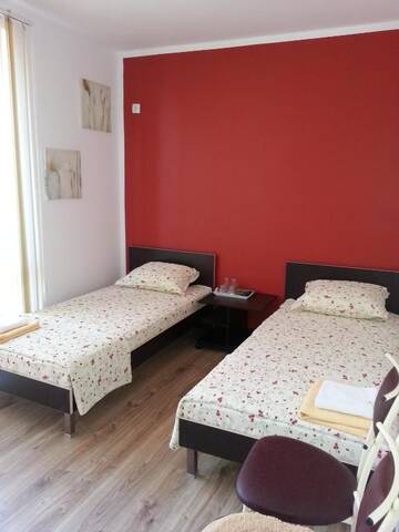 Фото номера Апартаменты с 2 спальнями Гостевой дом Guest House Nedelchevi г. Приморско 16