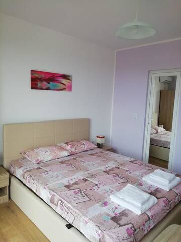 Фото номера Двухместный номер с 1 кроватью и террасой Гостевой дом Guest House Nedelchevi г. Приморско 2