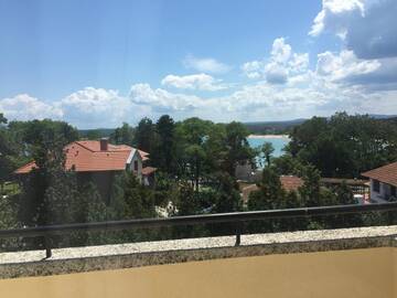 Фото номера Трехместный номер с балконом Отель Hotel Koral г. Приморско 3