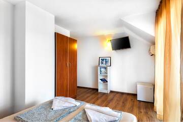 Фото номера Двухместный номер с 1 кроватью Гостевой дом Guest House Zara г. Приморско 4