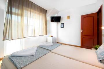 Фото номера Двухместный номер с 1 кроватью Гостевой дом Guest House Zara г. Приморско 12