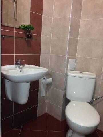 Фото номера Двухместный номер с 1 кроватью/2 отдельными кроватями и собственной ванной комнатой Гостевой дом Guest House Natali г. Приморско 31