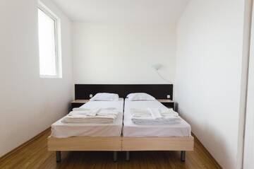 Фото номера Люкс с 1 спальней и балконом (для 4 взрослых) Отель Plovdiv Hotel г. Приморско 7