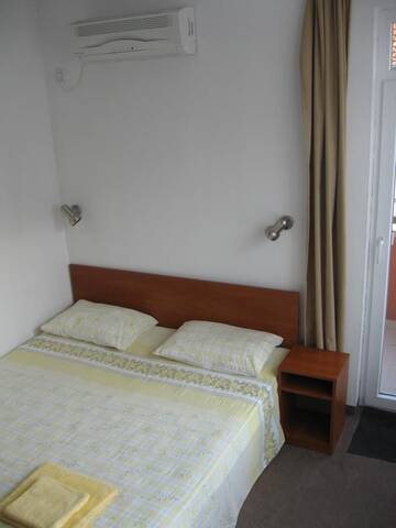 Фото номера Двухместный номер с 1 кроватью и патио Гостевой дом Dobrevi Guest House г. Приморско 7
