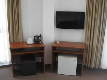 Фото номера Трехместный номер с панорамным видом Гостевой дом Dobrevi Guest House г. Приморско 11