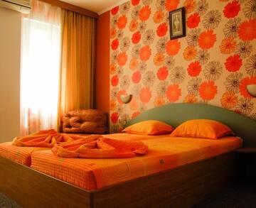 Фото номера Двухместный номер с 1 кроватью и балконом Отель Georgievi Hotel г. Приморско 7