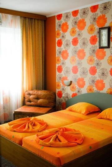 Фото номера Двухместный номер с 1 кроватью и балконом Отель Georgievi Hotel г. Приморско 6