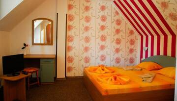 Фото номера Двухместный номер с 1 кроватью и балконом Отель Georgievi Hotel г. Приморско 13