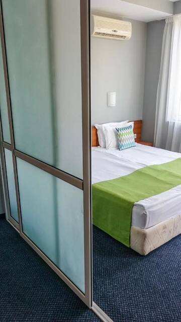 Фото номера Люкс с 1 спальней и балконом Отель Arena Hotel г. Приморско 11