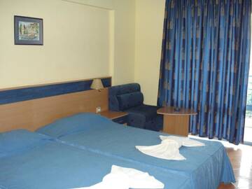 Фото номера Семейный номер (для 2 взрослых и 1 ребенка) Апарт-отели Apart Hotel Primavera 2 г. Приморско 6
