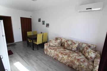 Фото номера Апартаменты с 1 спальней Апарт-отели Villa Salena г. Приморско 11