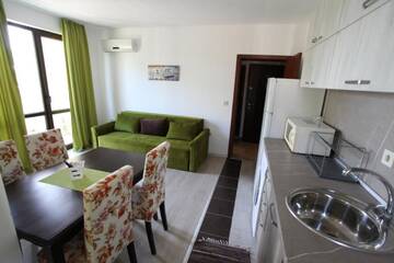 Фото номера Апартаменты с 1 спальней Апарт-отели Villa Salena г. Приморско 25
