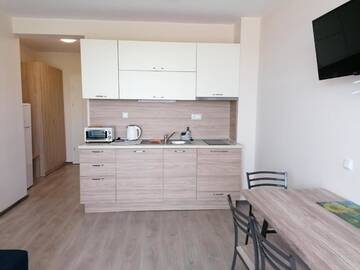 Фото номера Апартаменты с видом на море Апарт-отели Apart Allure Dobi г. Приморско 2