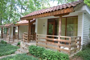 Фотографии Комплексы для отдыха с коттеджами/бунгало Villas Ropotamo г. Приморско (Болгария) №5 Фото Комплексы для отдыха с коттеджами/бунгало Villas Ropotamo г. Приморско 5
