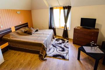 Фото номера Luxury Double Room (2 Adults) Отель Sunrise Hotel г. Приморско 19