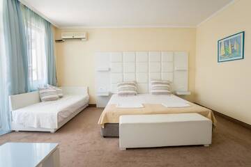 Фото номера Двухместный номер с 1 кроватью Отель Hotel Perla Beach I г. Приморско 5
