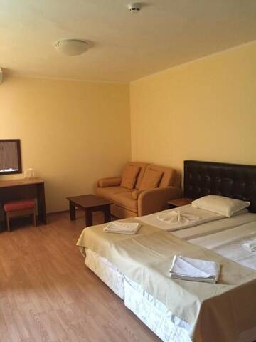 Фото номера Люкс с балконом Отель Perla Sun Park Hotel г. Приморско 19