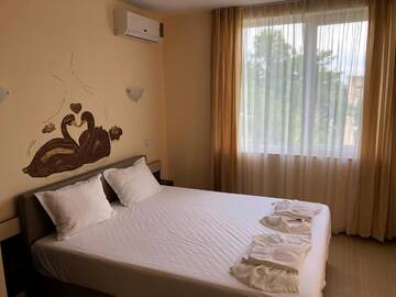 Фото номера Двухместный номер с 1 кроватью, вид на сад Гостевой дом Guest House Ivano г. Приморско 24