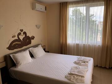 Фото номера Двухместный номер с 1 кроватью, вид на сад Гостевой дом Guest House Ivano г. Приморско 10