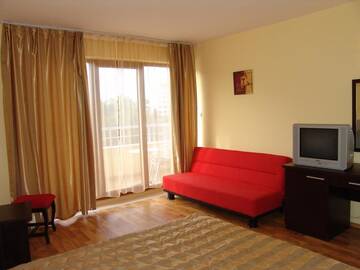 Фото номера Двухместный номер с 1 кроватью и балконом Отель Hotel Buena Vissta г. Приморско 2