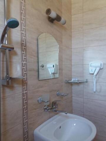 Фото номера Семейный люкс с балконом Отель Hotel Sirena г. Приморско 6