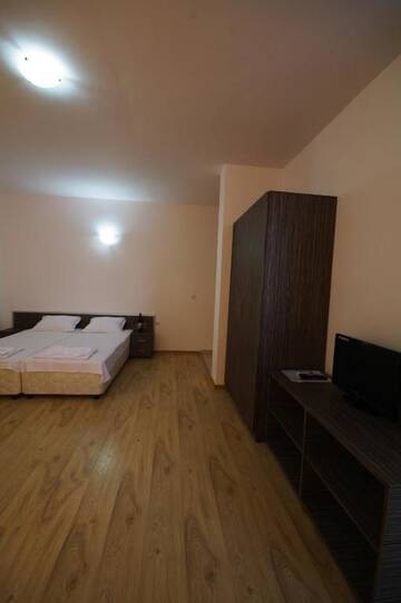 Фото номера Номер-студио (для 3 взрослых) Гостевой дом Guest House ASK г. Приморско 12