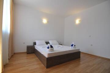 Фото номера Номер-студио (для 3 взрослых) Гостевой дом Guest House ASK г. Приморско 18