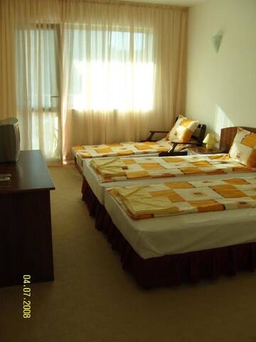 Фото номера Семейный номер с балконом Отель Family Hotel Primo г. Приморско 6