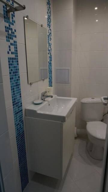 Фото номера Двухместный номер с 1 кроватью и балконом, вид на море Отель Lilia 2 Hotel г. Приморско 12